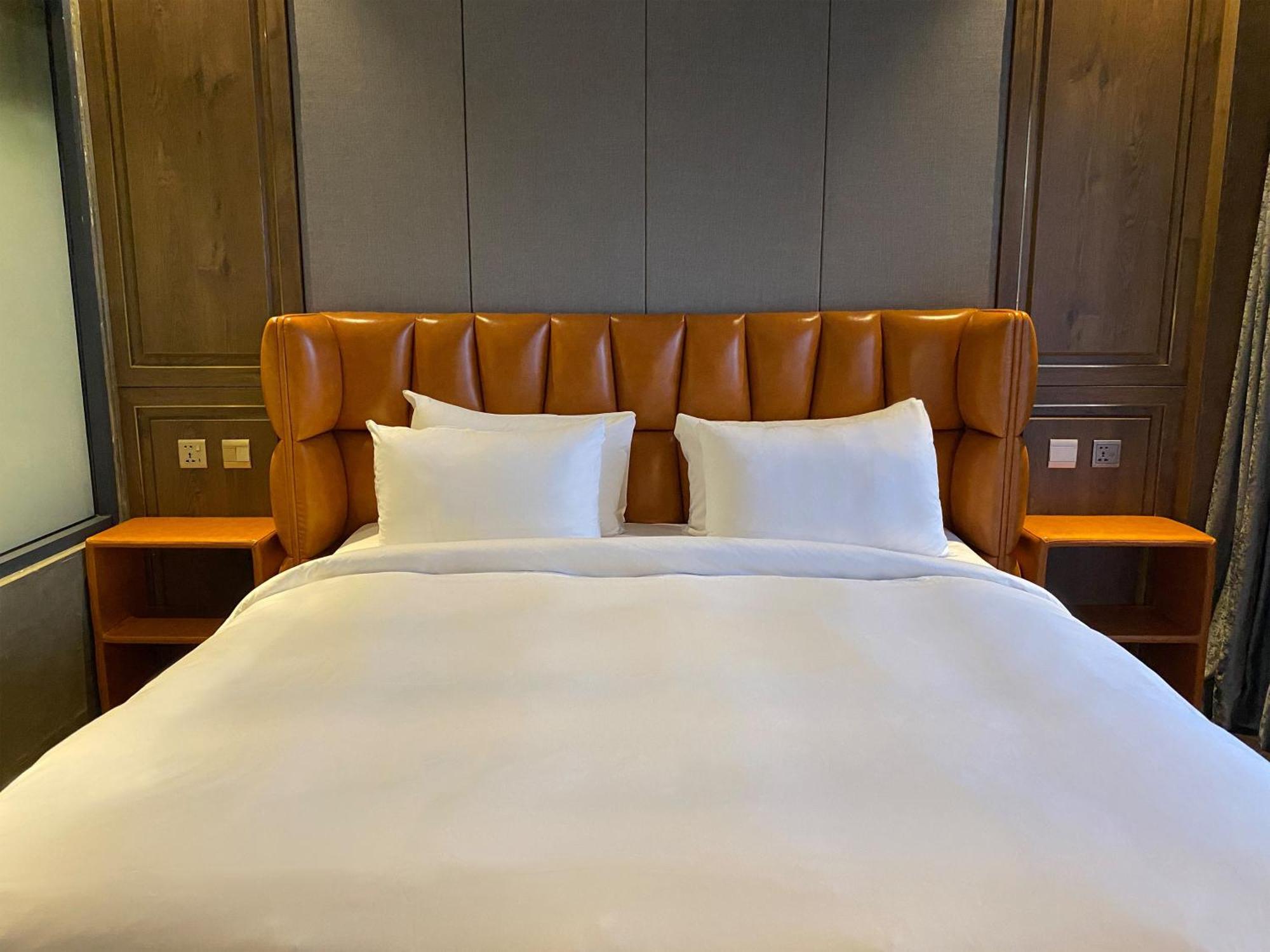Check Inn Phnom Penh Bkk1 Экстерьер фото
